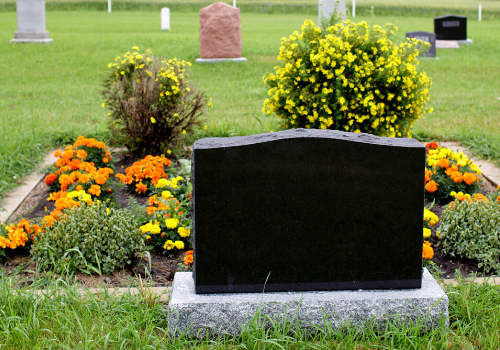 beautiful lot with a granite upright monument 